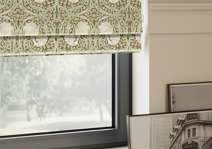 William Morris At Home Pimpernel, Nettle - Roman Blind - Image 5